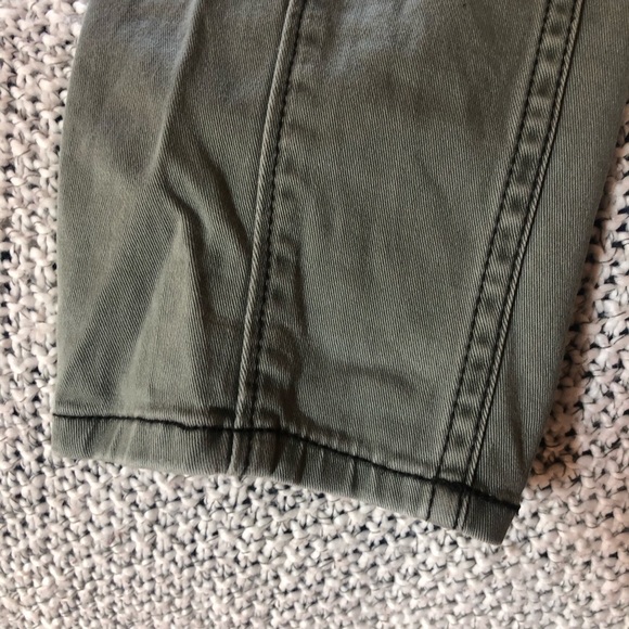 Hollister Super Skinny Green Pants (W26/3) - Picture 2 of 6